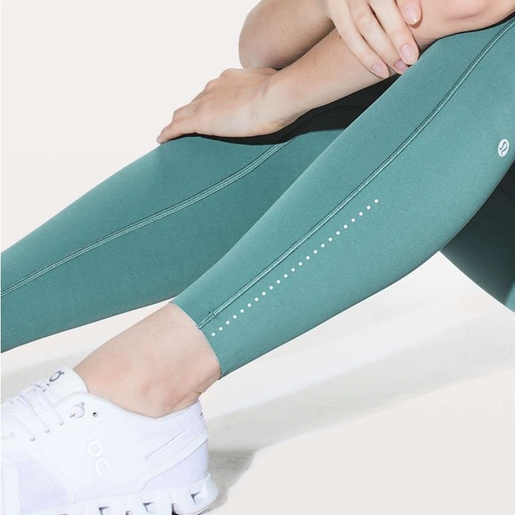 Lululemon Fast & Free 7/8 Tight II Nulux 25” Green Smoke - Picture 4 of 14